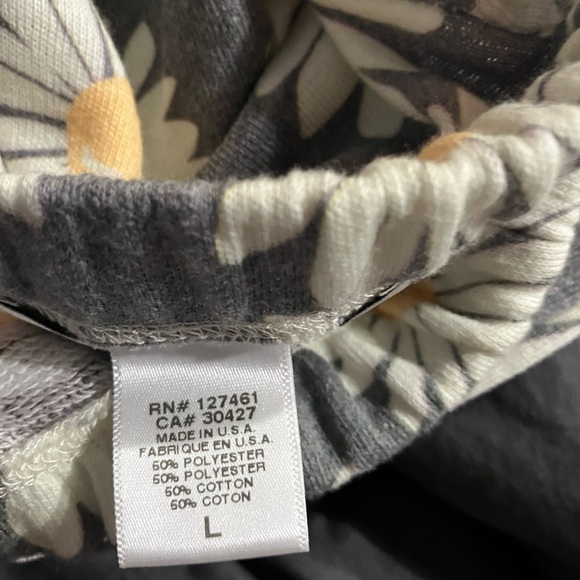 WILDFOX Drop Crotch Sweats - Picture 3 of 8